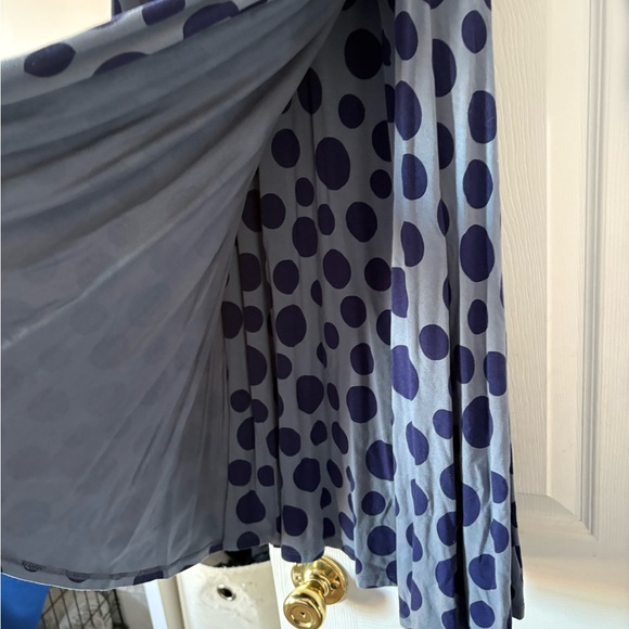 Boden Polka Dot V-Neck Wrap Dress in Blue - Picture 4 of 7